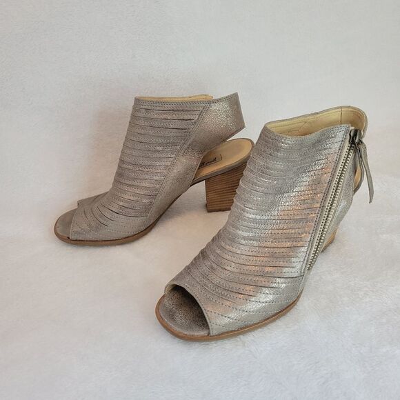 Paul Green Womans Cayanne Peep Toe High Heel Booties - Picture 5 of 9